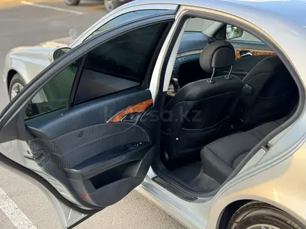 Mercedes-Benz E 240 2002 года за 4 450 000 тг. в Караганда – фото 48