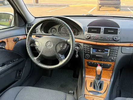Mercedes-Benz E 240 2002 года за 4 450 000 тг. в Караганда – фото 67