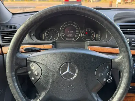 Mercedes-Benz E 240 2002 года за 4 450 000 тг. в Караганда – фото 69