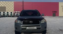 Toyota RAV4 2006 года за 7 000 000 тг. в Астана – фото 2