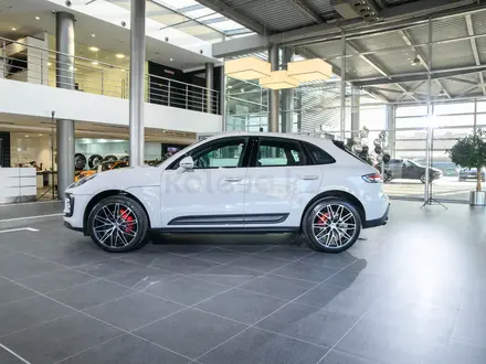 Porsche Macan 2025 года за 56 000 000 тг. в Алматы – фото 2