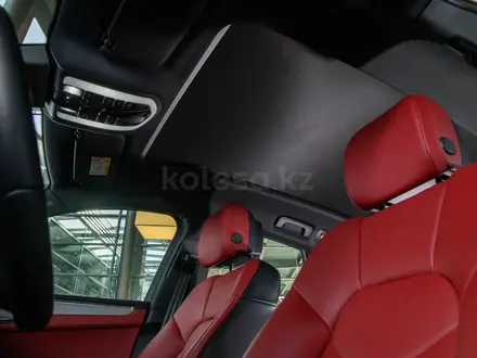 Porsche Macan 2025 года за 56 000 000 тг. в Алматы – фото 19
