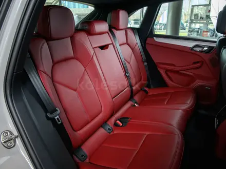 Porsche Macan 2025 года за 56 000 000 тг. в Алматы – фото 18