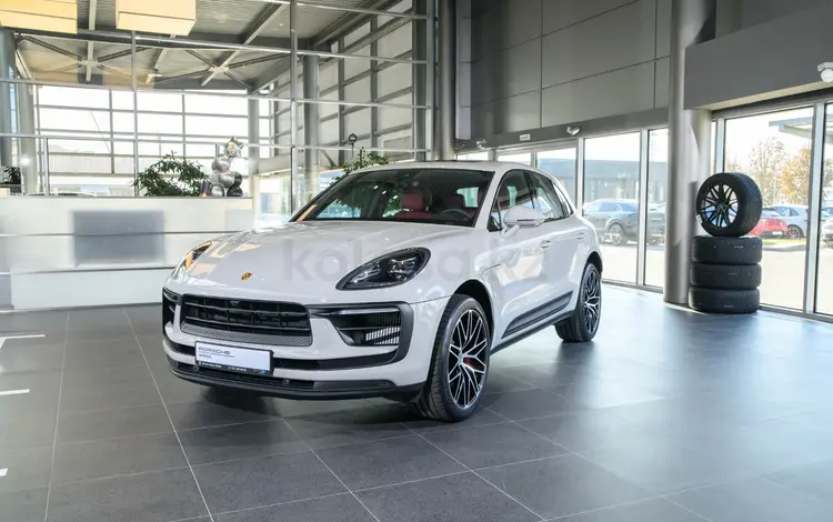 Porsche Macan 2025 года за 56 000 000 тг. в Алматы
