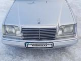Mercedes-Benz E 320 1993 года за 2 000 000 тг. в Караганда