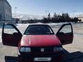 Volkswagen Vento 1994 годаfor1 200 000 тг. в Алматы – фото 4