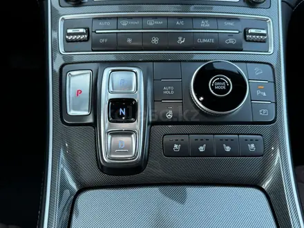 Hyundai Santa Fe 2021 года за 15 700 000 тг. в Актобе – фото 24