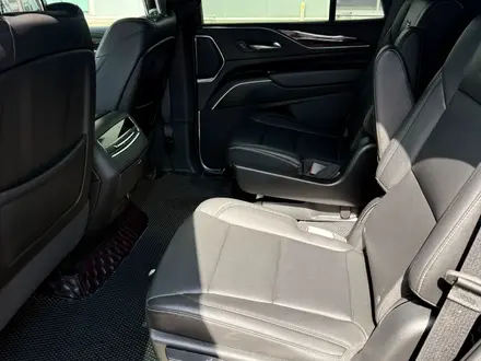Cadillac Escalade 2023 года за 47 000 000 тг. в Алматы – фото 7