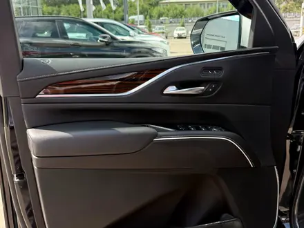 Cadillac Escalade 2023 года за 47 000 000 тг. в Алматы – фото 10