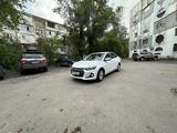Chevrolet Onix 2023 года за 9 400 000 тг. в Алматы – фото 2