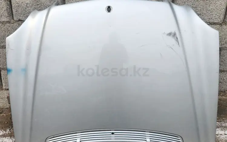 Капот MERCEDES BENZ W211 за 15 000 тг. в Шымкент