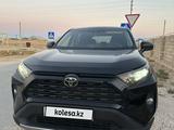 Toyota RAV4 2022 года за 14 500 000 тг. в Жетыбай