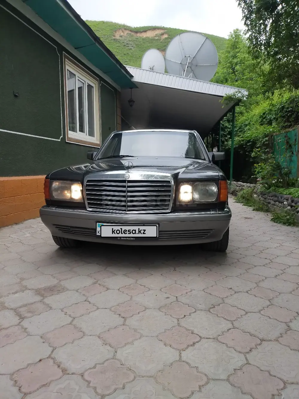 Mercedes-Benz S-Class, 1989
