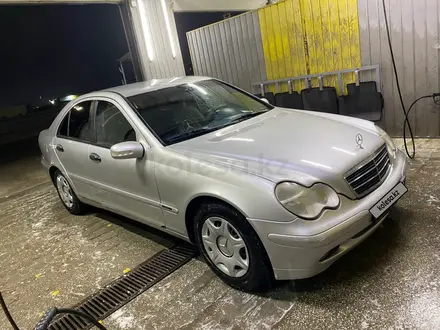 Mercedes-Benz C 180 2002 года за 3 000 000 тг. в Алматы – фото 5