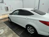 Hyundai Accent 2013 года за 4 100 000 тг. в Актобе – фото 4
