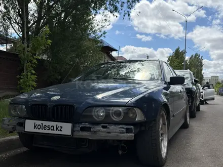BMW 530 2001 года за 4 000 000 тг. в Астана