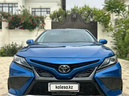 Toyota Camry 2018 года за 8 500 000 тг. в Актау