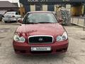 Hyundai Sonata 2004 года за 2 300 000 тг. в Уральск – фото 2