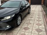 Toyota Camry 2018 годаүшін14 500 000 тг. в Атырау