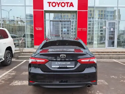 Toyota Camry 2018 года за 13 000 000 тг. в Астана – фото 4