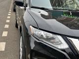 Nissan Rogue 2019 года за 7 600 000 тг. в Атырау – фото 3