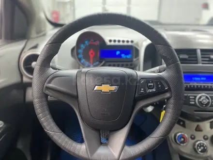 Chevrolet Aveo 2015 года за 4 490 000 тг. в Актобе – фото 8