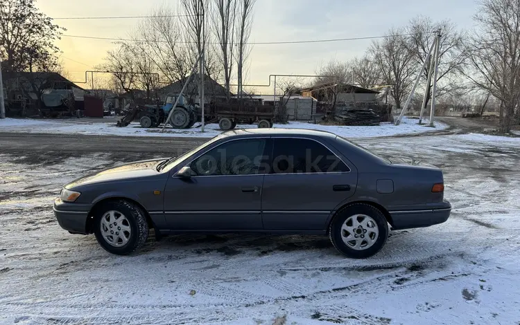 Toyota Camry 1998 годаүшін3 300 000 тг. в Жаркент