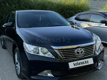 Toyota Camry 2013 года за 7 500 000 тг. в Атырау