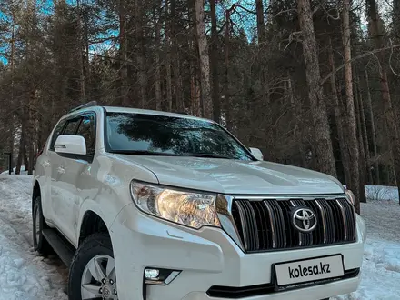 Toyota Land Cruiser Prado 2018 года за 17 800 000 тг. в Алматы – фото 3