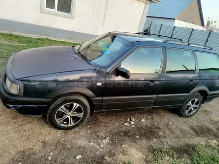 Volkswagen Passat 1991 года за 1 100 000 тг. в Алматы – фото 2