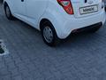 Chevrolet Spark 2013 года за 3 000 000 тг. в Атырау – фото 3