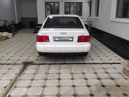 Audi A6 1997 года за 2 200 000 тг. в Сарыагаш – фото 5