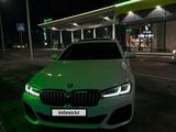 BMW 520 2022 годаfor26 500 000 тг. в Алматы