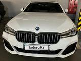 BMW 520 2022 года за 26 500 000 тг. в Алматы – фото 2