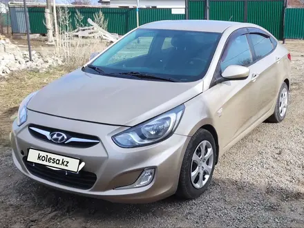 Hyundai Accent 2014 года за 4 900 000 тг. в Актобе – фото 2