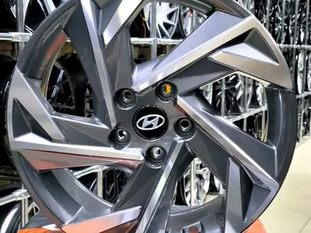 HYUNDAI на 17 новые диски за 200 000 тг. в Астана – фото 2