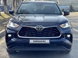 Toyota Highlander 2022 года за 18 500 000 тг. в Алматы