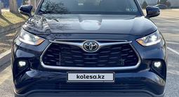 Toyota Highlander 2022 года за 18 500 000 тг. в Алматы