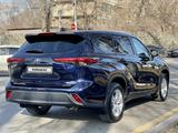 Toyota Highlander 2022 года за 18 500 000 тг. в Алматы – фото 5