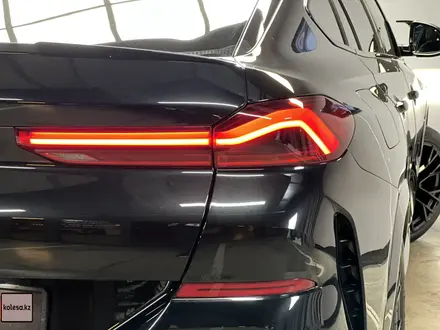 BMW X6 2021 года за 36 295 000 тг. в Алматы – фото 30