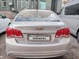 Chevrolet Cruze 2013 годаfor3 900 000 тг. в Астана – фото 3