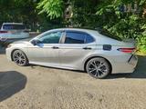Toyota Camry 2020 года за 12 500 000 тг. в Шымкент – фото 3