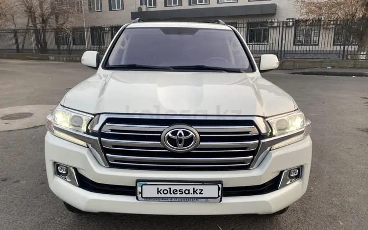 Toyota Land Cruiser 2020 года за 33 000 000 тг. в Шымкент