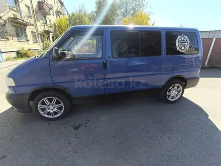 Volkswagen Caravelle 2000 года за 4 600 000 тг. в Караганда – фото 3