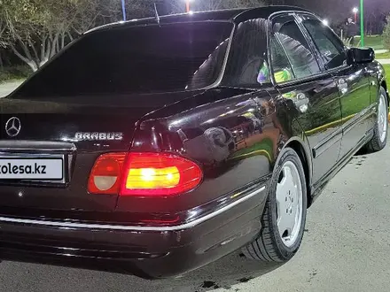 Mercedes-Benz E 200 1998 года за 3 500 000 тг. в Семей – фото 4