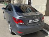 Hyundai Solaris 2013 года за 2 650 000 тг. в Караганда – фото 3