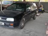 Volkswagen Golf 1999 годаүшін1 650 000 тг. в Алматы