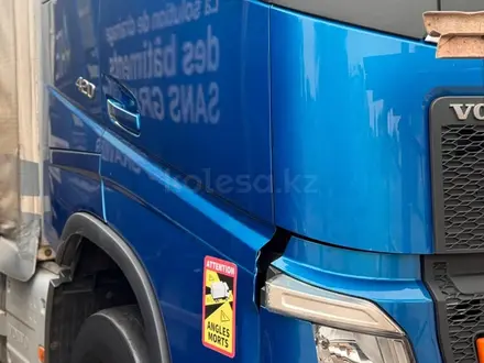 Volvo  FH 2015 года за 43 000 000 тг. в Алматы – фото 4