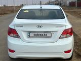 Hyundai Accent 2014 года за 3 800 000 тг. в Атырау – фото 2
