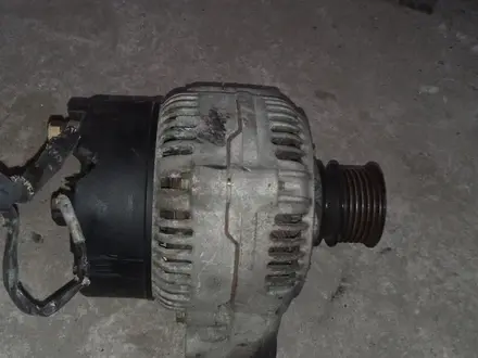 Генератор на Мерседес 111 двигатель BOSCH. за 45 000 тг. в Алматы – фото 2